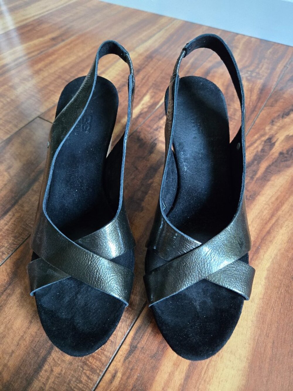 UGG Cork Wedge Heel Size 5